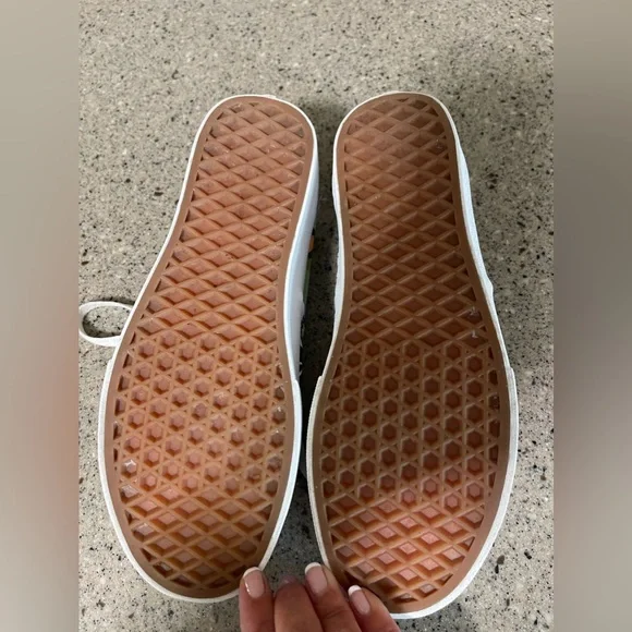 Vans Aloha Floral Plaid Hawaiian Sneakers Women’s Size 7.5 Men’s Size 6 - Picture 3 of 8